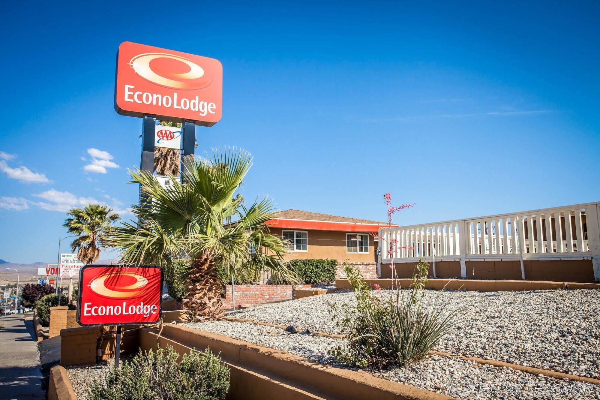Econo Lodge On Historic Route 66 Barstow Exterior photo